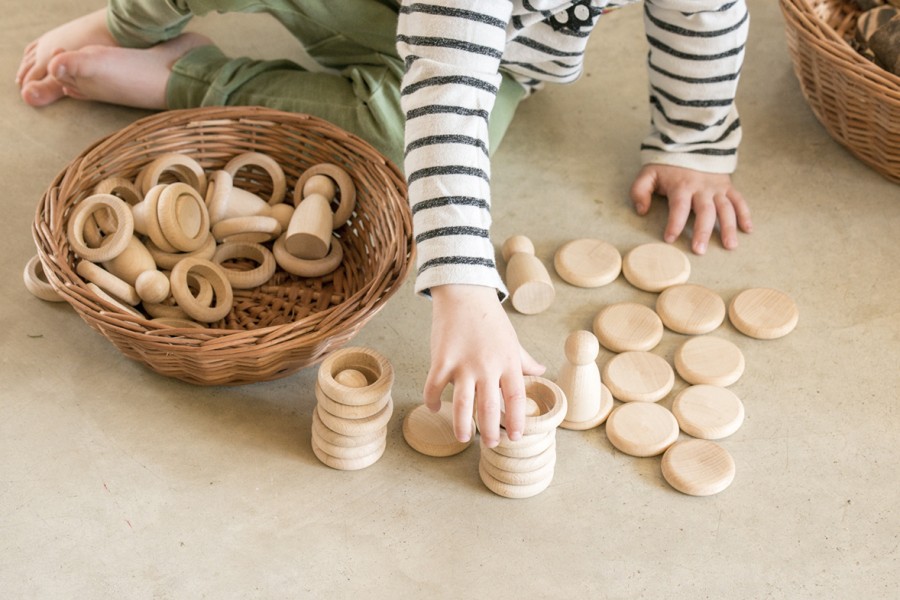 Loose Parts Play | Grapat Loose Parts Play Grapat Nins, Rings & Coins Natural