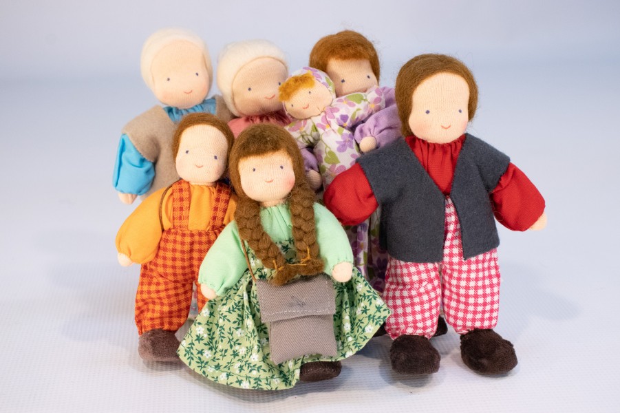 Dollhouse Dolls | Evi Dollhouse Dolls Evi Doll Family With Red Hair