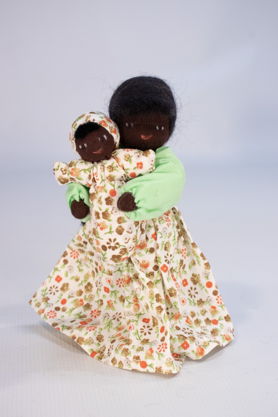 Dollhouse Dolls | Evi Dollhouse Dolls Evi Doll Family With Dark Skin