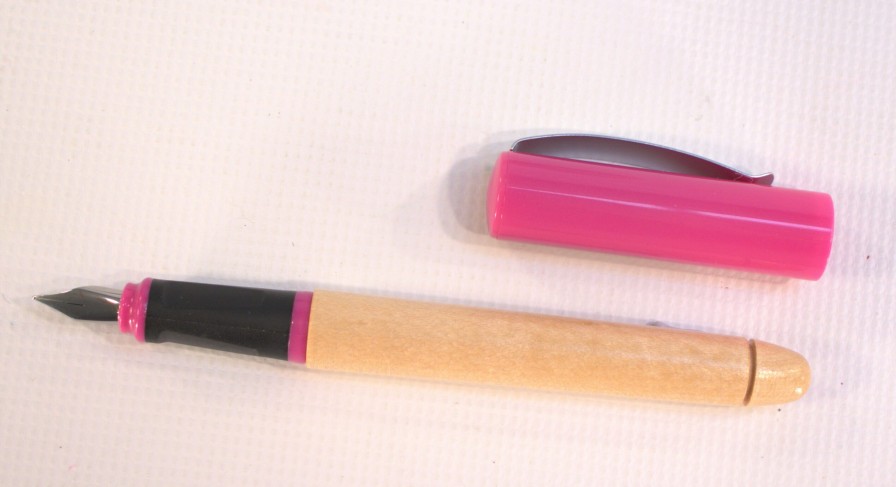 Drawing | Misc Drawing Greenfield Fountain Pen Pink